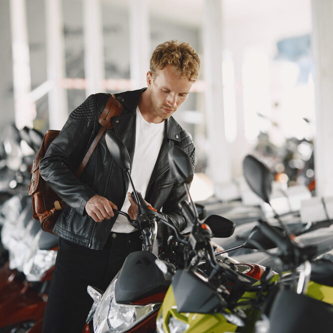 cropped-moto.jpg